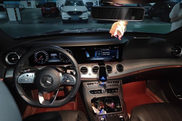 Used Mercedes-Benz E-Class 2019 E 260 Sport Edition Center Console