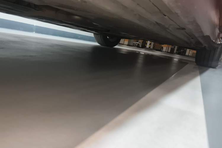 Used Mercedes-Benz E-Class 2019 E 200 Sport Edition Chassis Front Left