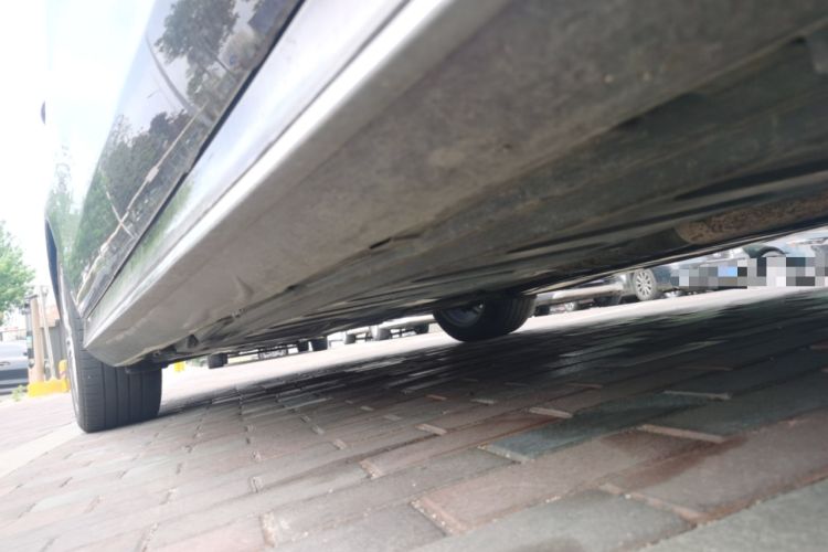 Used Mercedes-Benz E-Class 2019 E 200 L Chassis Front Right
