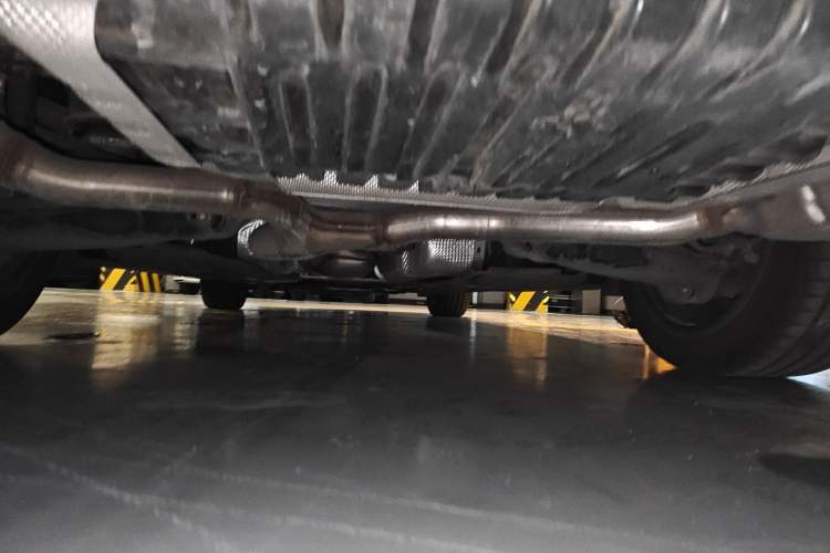Used Mercedes-Benz E-Class 2019 E 300 L Sporty and Stylish Model Chassis Rear