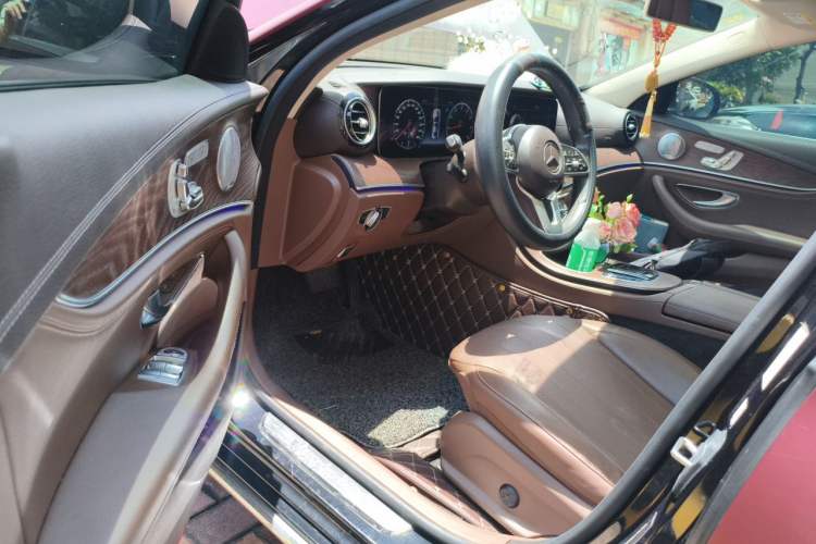 Used Mercedes-Benz E-Class 2019 Restyled E 300 L Luxury Edition Driver Seat