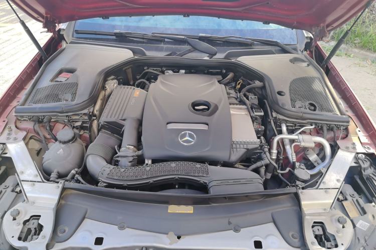 Used Mercedes-Benz E-Class 2019 E 200 Coupe Engine Bay