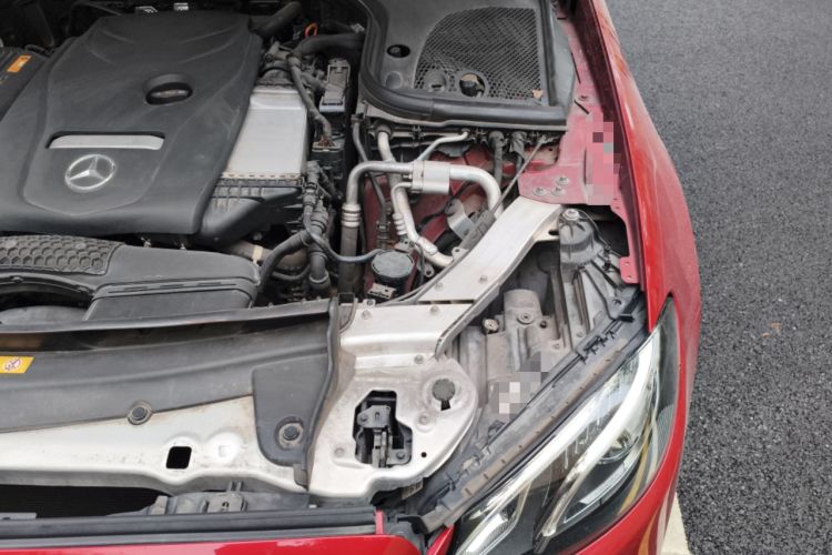Used Mercedes-Benz E-Class 2019 E 200 4MATIC Coupe Engine Bay Left