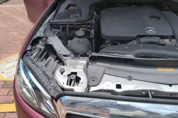 Used Mercedes-Benz E-Class 2019 Restyled E 300 L Luxury Edition Engine Bay Right