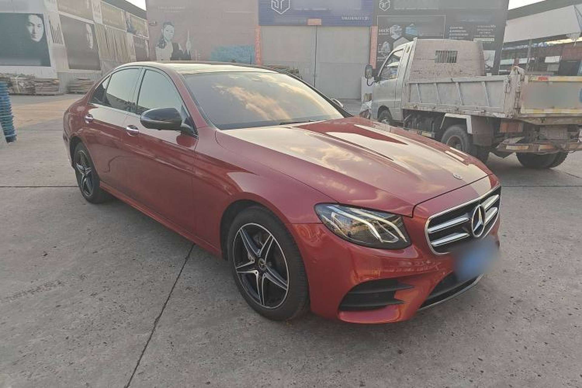Used Mercedes-Benz E-Class 2019 E 200 Sport 4MATIC Exterior 2