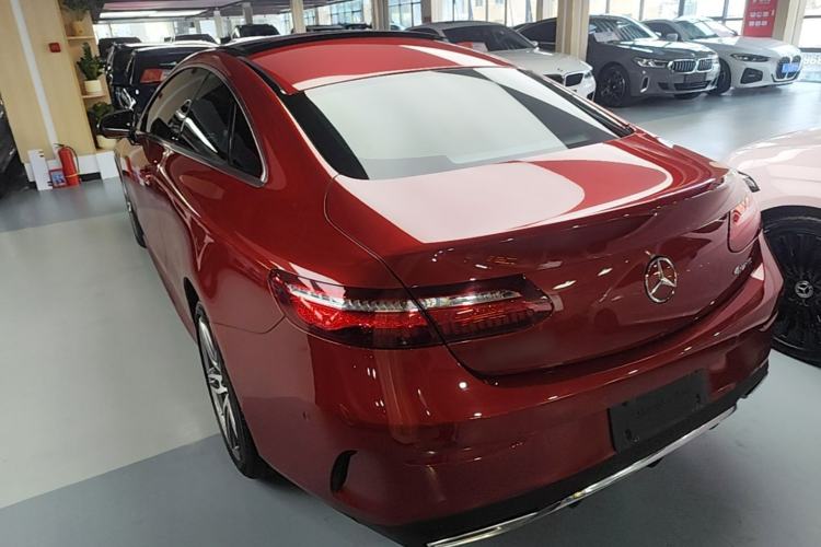 Used Mercedes-Benz E-Class 2019 E 200 4MATIC Coupe Exterior 2