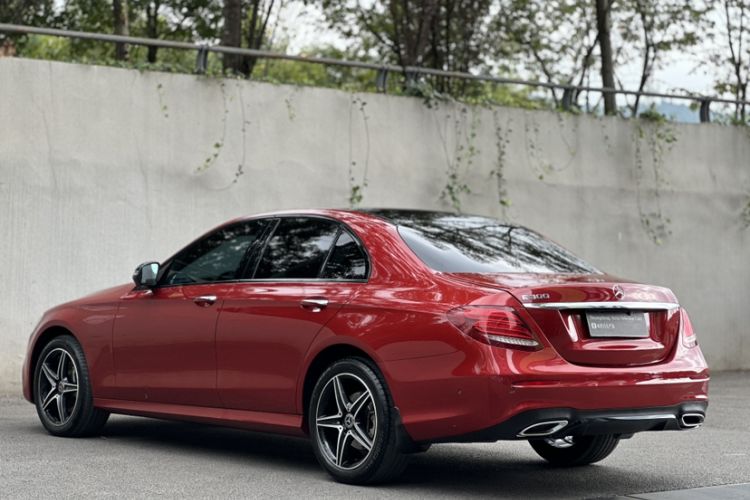 Used Mercedes-Benz E-Class 2019 E 200 Sport Edition Exterior 3