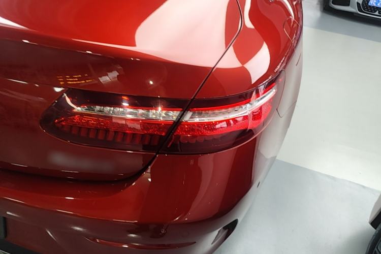 Used Mercedes-Benz E-Class 2019 E 200 4MATIC Coupe Exterior 3