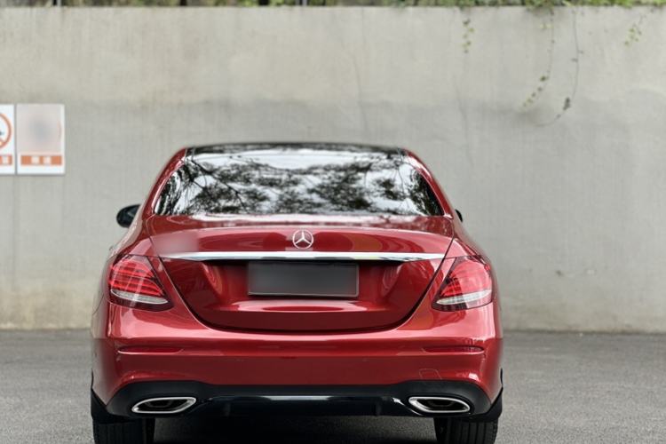 Used Mercedes-Benz E-Class 2019 E 200 Sport Edition Exterior 4