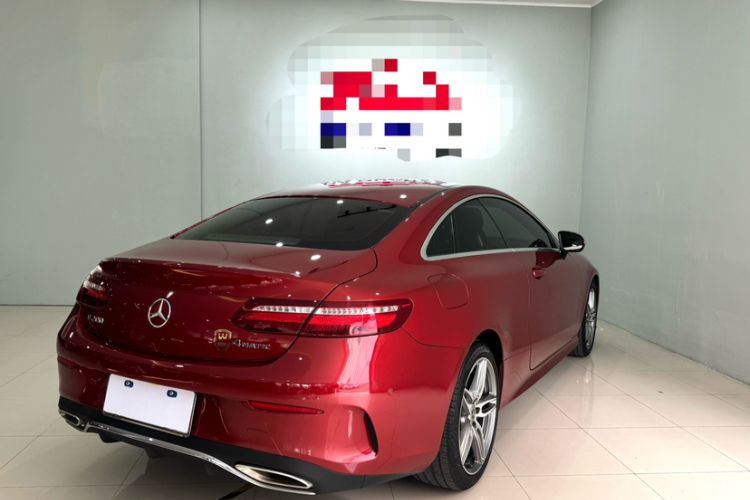 Used Mercedes-Benz E-Class 2019 E 200 4MATIC Coupe Exterior 5