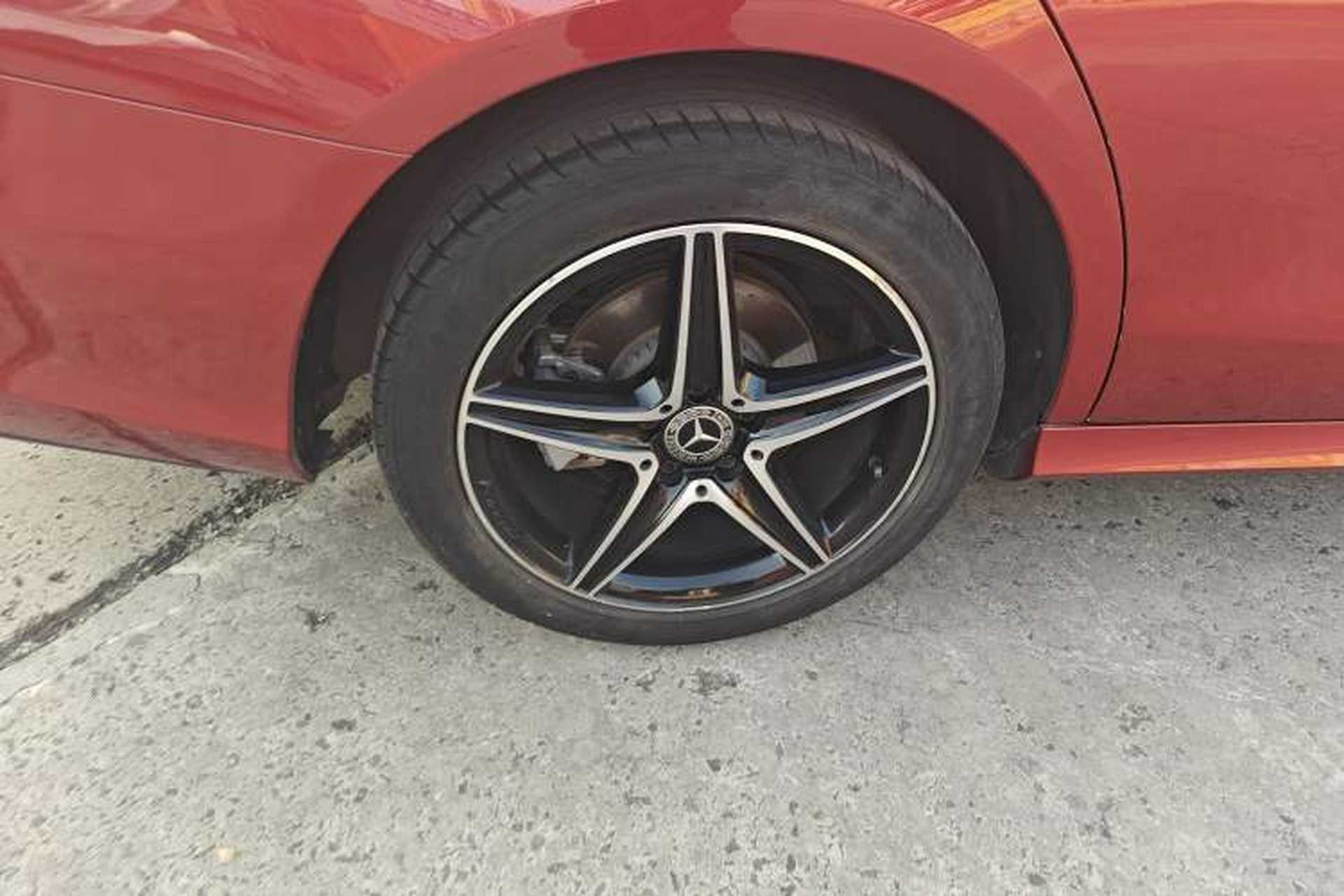 Used Mercedes-Benz E-Class 2019 E 200 Sport 4MATIC Exterior 8