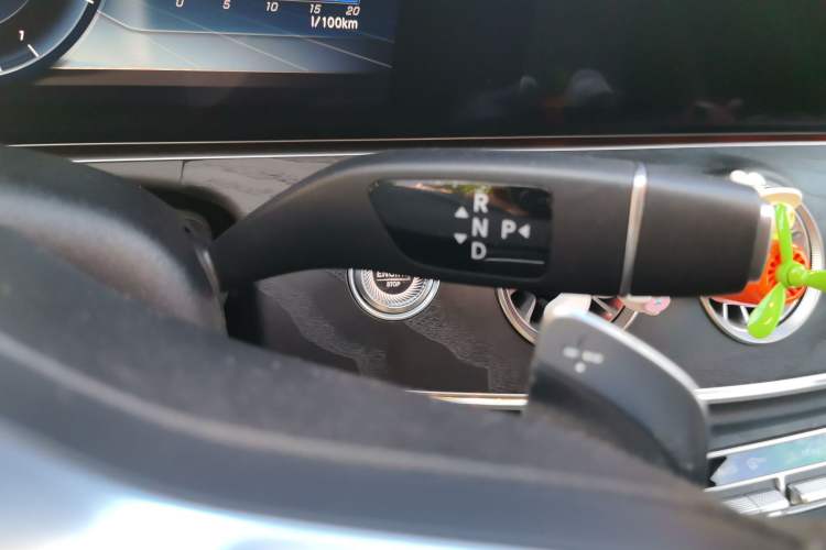 Used Mercedes-Benz E-Class 2019 E 200 Coupe Gear Lever