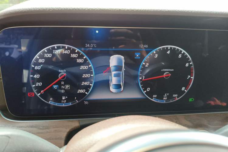 Used Mercedes-Benz E-Class 2019 Restyled E 300 L Luxury Edition Instrument Cluster