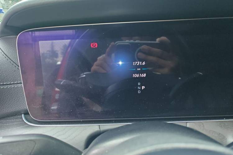 Used Mercedes-Benz E-Class 2019 E 300 L Sporty and Stylish Model Instrument Cluster