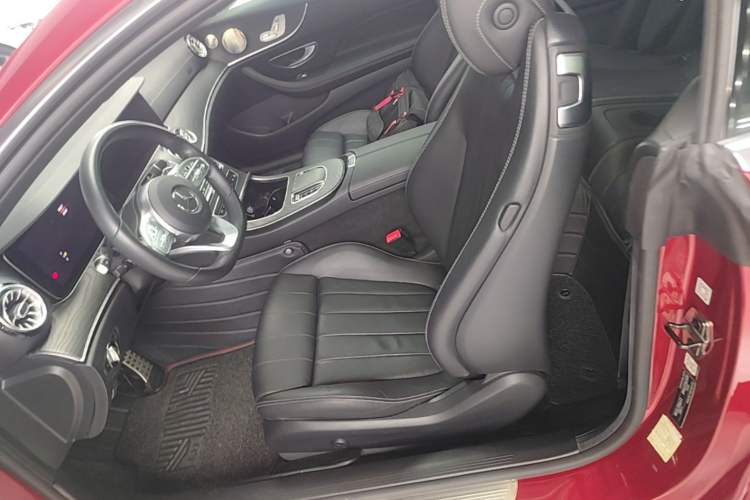Used Mercedes-Benz E-Class 2019 E 200 4MATIC Coupe Left Front Seat