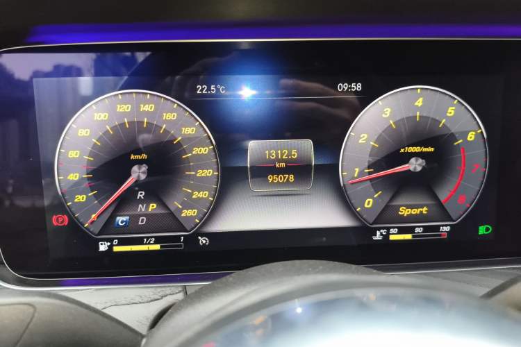 Used Mercedes-Benz E-Class 2019 E 200 4MATIC Coupe Odometer Close Up