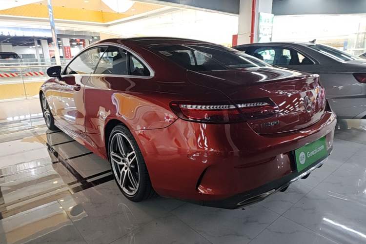 Used Mercedes-Benz E-Class 2019 E 200 Coupe Rear Left 45 Deg