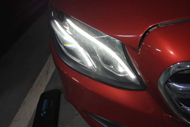 Used Mercedes-Benz E-Class 2019 E 260 Sport Edition Right Front Headlight