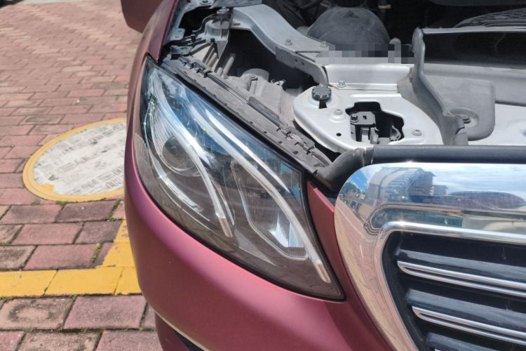 Used Mercedes-Benz E-Class 2019 Restyled E 300 L Luxury Edition Right Front Headlight