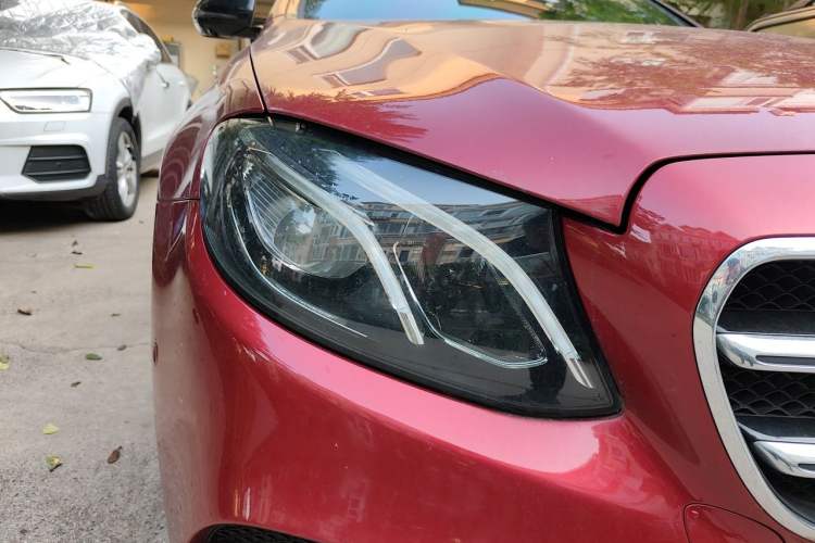 Used Mercedes-Benz E-Class 2019 E 260 Sport Edition Right Front Headlight