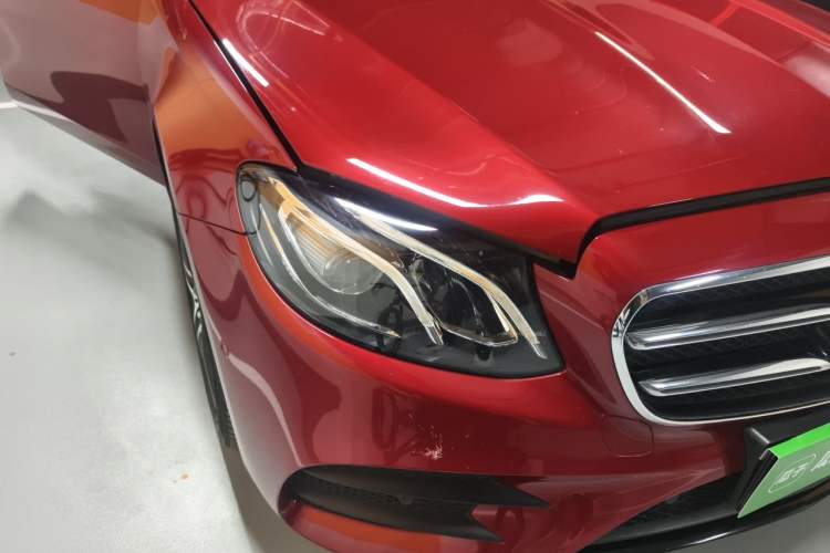 Used Mercedes-Benz E-Class 2019 E 200 Sport Edition Right Front Headlight