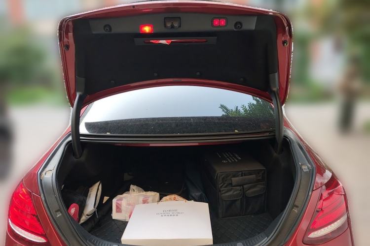 Used Mercedes-Benz E-Class 2019 E 260 Sport Edition Trunk