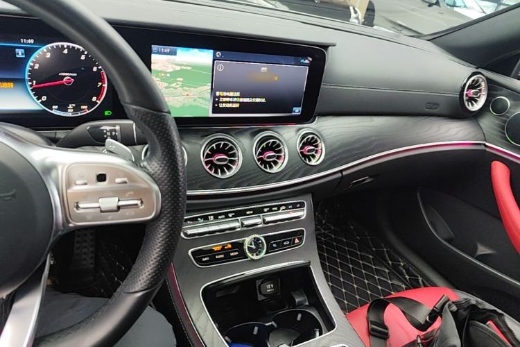Used Mercedes-Benz E-Class 2019 E 200 Coupe Center Console