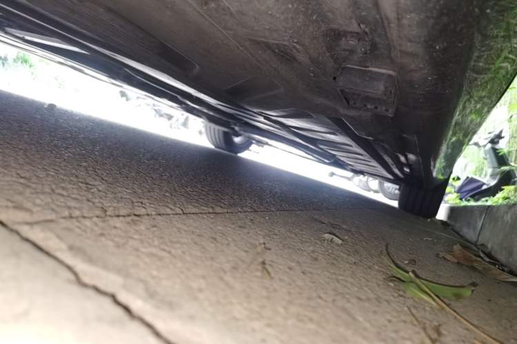Used Mercedes-Benz E-Class 2019 Restyled E 300 L Luxury Edition Chassis Rear Right