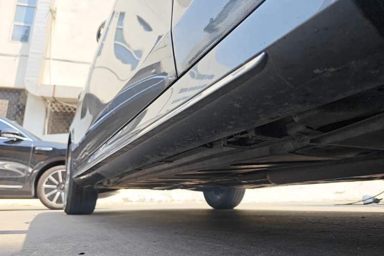 Used Mercedes-Benz E-Class 2019 Restyled E 300 L Sport Luxury Edition Chassis Rear Right