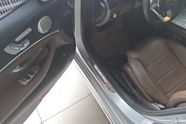 Used Mercedes-Benz E-Class 2019 Restyled E 300 L Sporty and Stylish Edition Driver Seat
