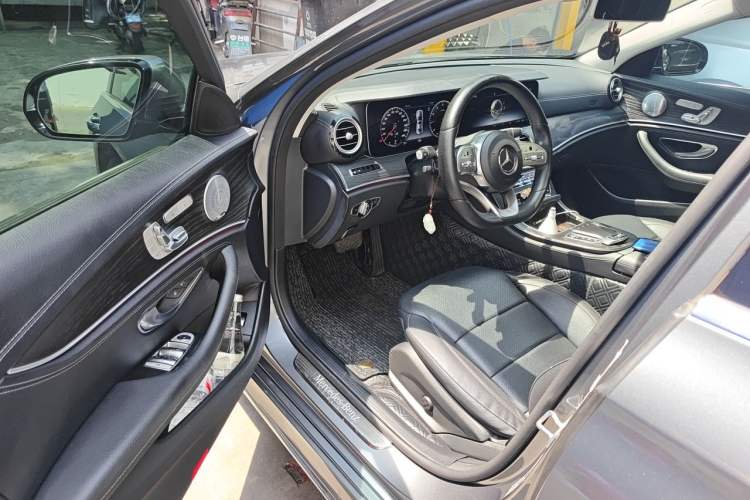 Used Mercedes-Benz E-Class 2019 Restyled E 300 L Sport Luxury Edition Driver Seat