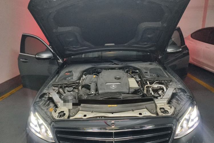Used Mercedes-Benz E-Class 2019 E 300 L Luxury Model Engine Bay