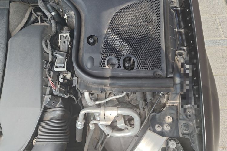 Used Mercedes-Benz E-Class 2019 Restyled E 300 L Sporty and Stylish Edition Engine Bay Left