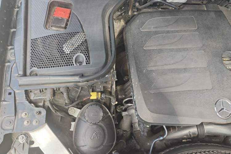 Used Mercedes-Benz E-Class 2019 Restyled E 300 L Sporty and Stylish Edition Engine Bay Right