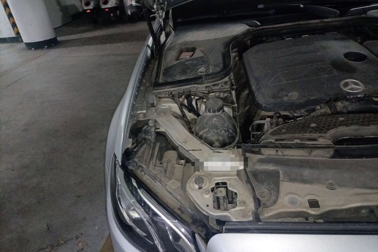 Used Mercedes-Benz E-Class 2019 E 260 Sport Edition Engine Bay Right