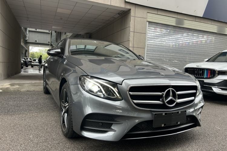 Used Mercedes-Benz E-Class 2019 E 200 Sport Edition Exterior 1