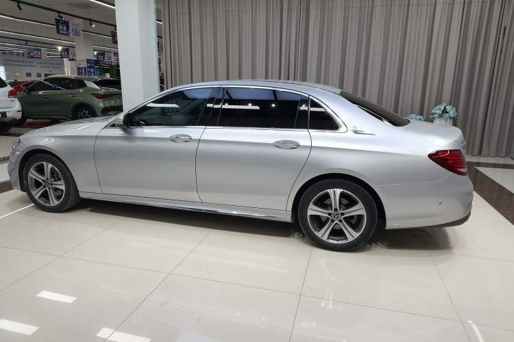 Used Mercedes-Benz E-Class 2019 E 260 L Sport Edition Exterior 2