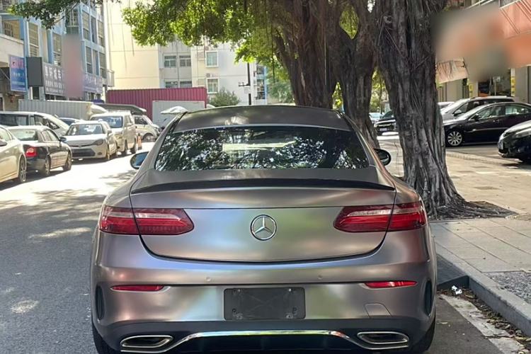 Used Mercedes-Benz E-Class 2019 E 200 Coupe Exterior 3