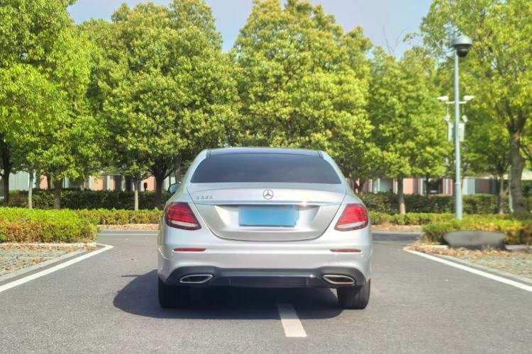 Used Mercedes-Benz E-Class 2019 E 260 Sport Edition Exterior 4