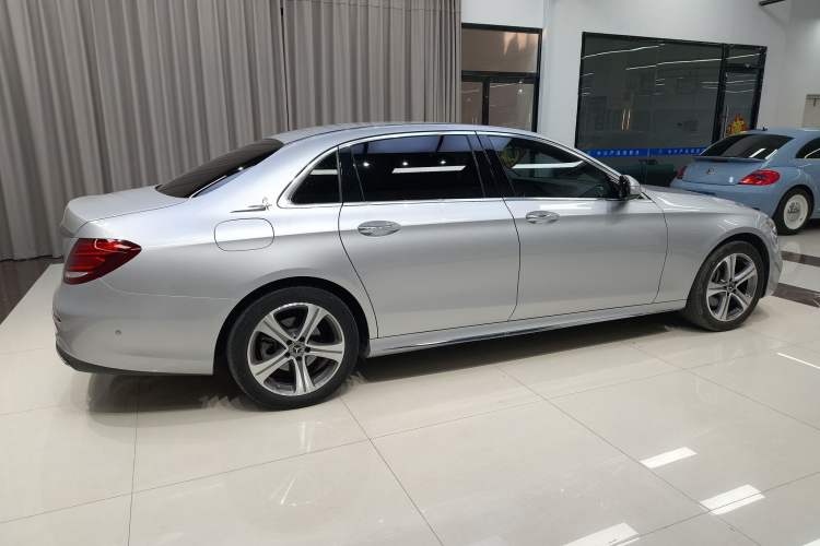 Used Mercedes-Benz E-Class 2019 E 260 L Sport Edition Exterior 6