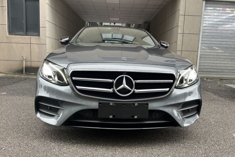 Used Mercedes-Benz E-Class 2019 E 200 Sport Edition Exterior 6