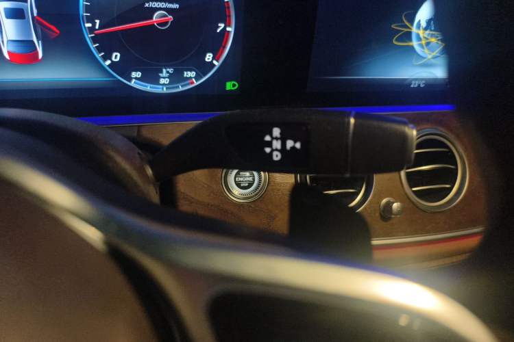 Used Mercedes-Benz E-Class 2019 E 300 L Luxury Model Gear Lever