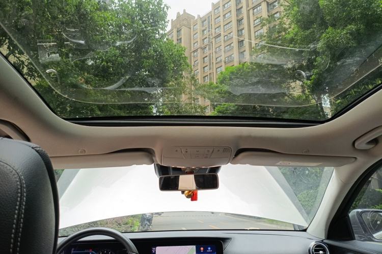 Used Mercedes-Benz E-Class 2019 E 300 L Sporty and Stylish Model Headliner