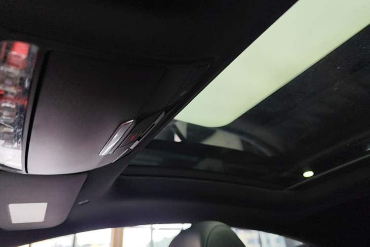 Used Mercedes-Benz E-Class 2019 E 200 Coupe Headliner