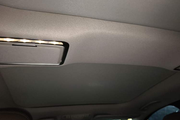 Used Mercedes-Benz E-Class 2019 Restyled E 300 L Sporty and Stylish Edition Headliner