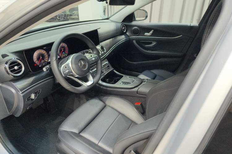 Used Mercedes-Benz E-Class 2019 E 260 L Sport Edition Interior 2