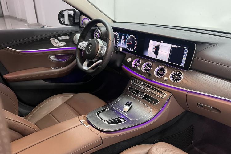 Used Mercedes-Benz E-Class 2019 Restyled E 300 L Sporty and Stylish Edition Interior 6