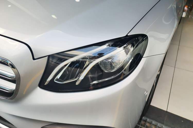 Used Mercedes-Benz E-Class 2019 Restyled E 300 L Sporty and Stylish Edition Left Front Headlight
