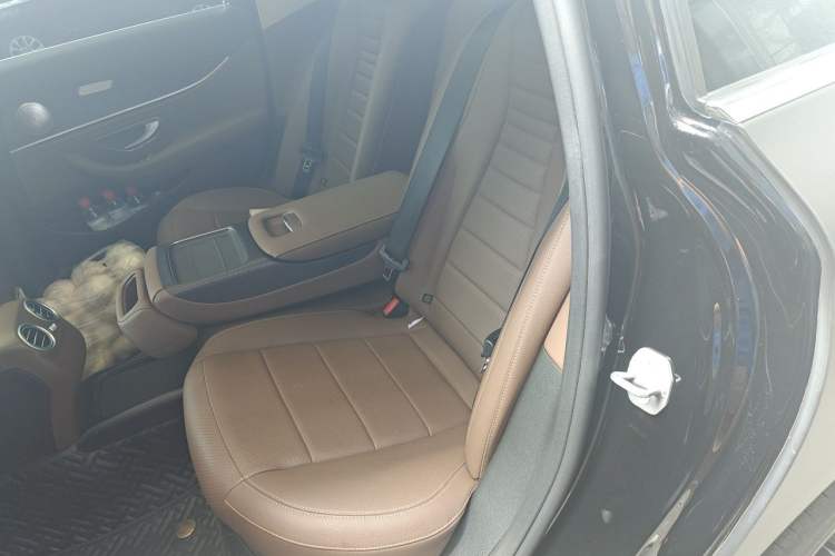 Used Mercedes-Benz E-Class 2019 Restyled E 300 L Sporty and Stylish Edition Left Rear Seat