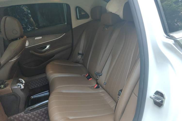 Used Mercedes-Benz E-Class 2019 E 200 L Left Rear Seat